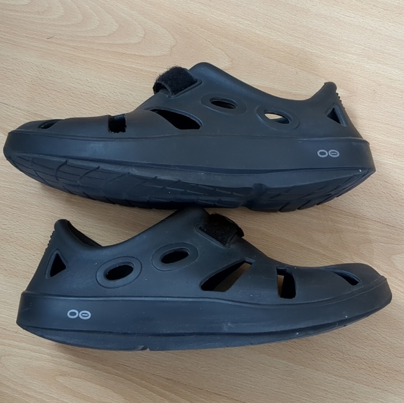 Oofos OOcandoo Sandal Black Size 10 Mens 12 Womens - Picture 4 of 9